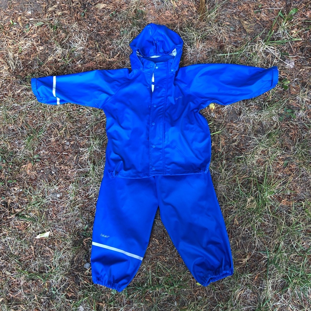 CeLaVi blue rain suit waterproof age 5-6